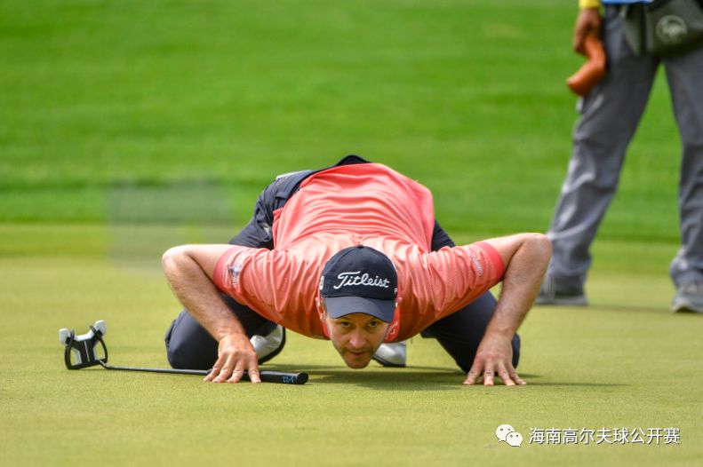 高尔夫赛事精彩瞬间盘点,年度回顾震撼登场 高尔夫赛事精彩瞬间盘点,年度回顾震撼登场