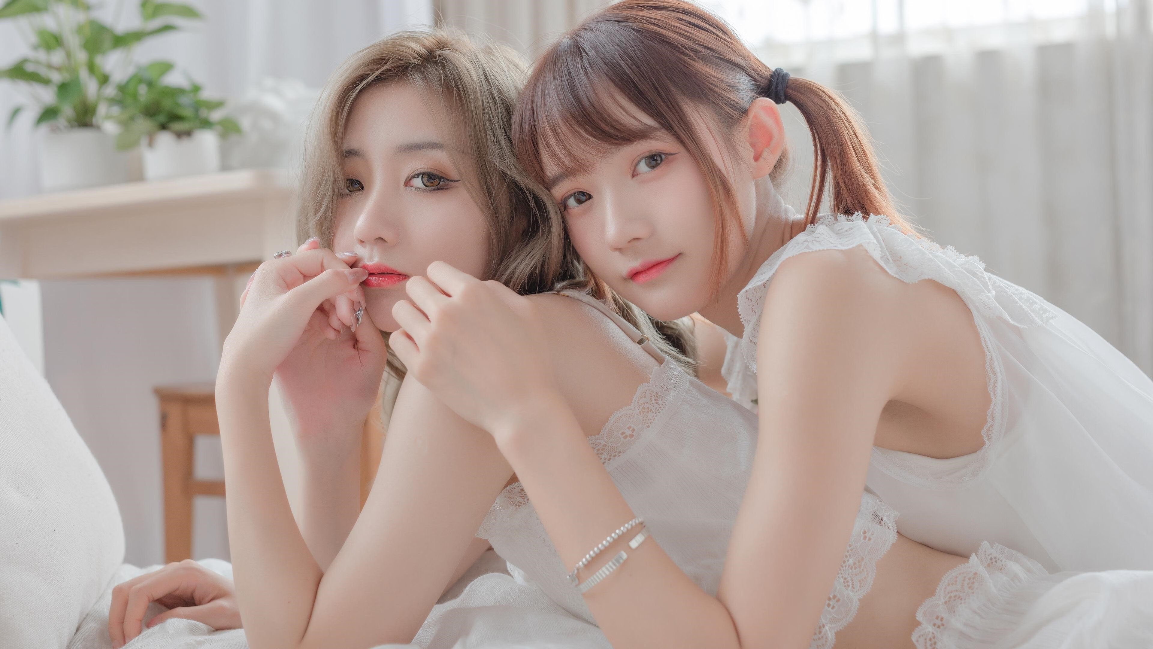 当银河战舰坠毁岭南，郭艾伦用一记抛射刺破次元壁