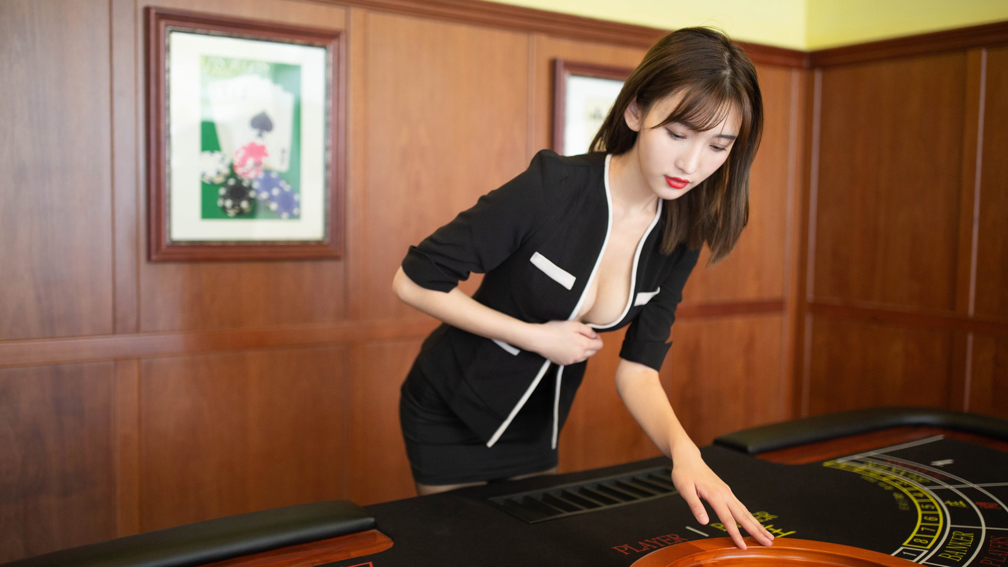 阿波罗之箭,当希腊战车在阿尔及利亚沙漠遭遇亚洲太阳神