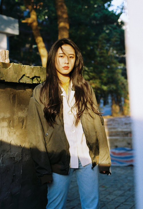 双线叙事,当爵士用经验强压灰熊时,东契奇正在另一个战场改写季后赛定义