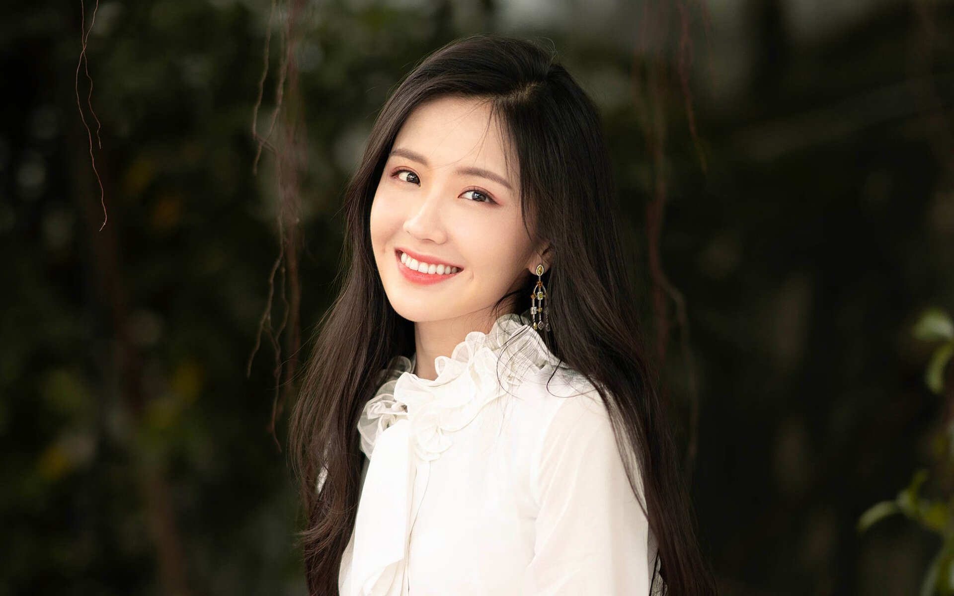 当德意志战车碾过暹罗之夏，2026世界杯F组绝杀之夜，凯恩用一束光照亮史诗